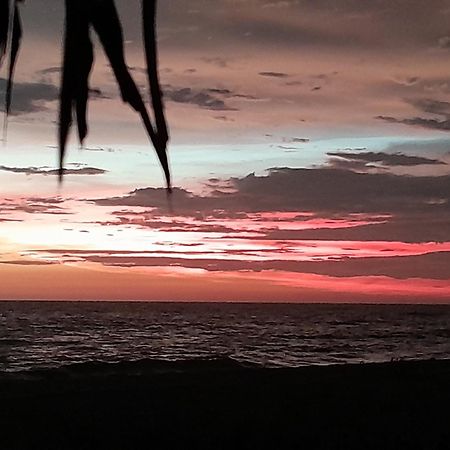 Tres Velas Surf Celestino Gazca Villasenor Kültér fotó